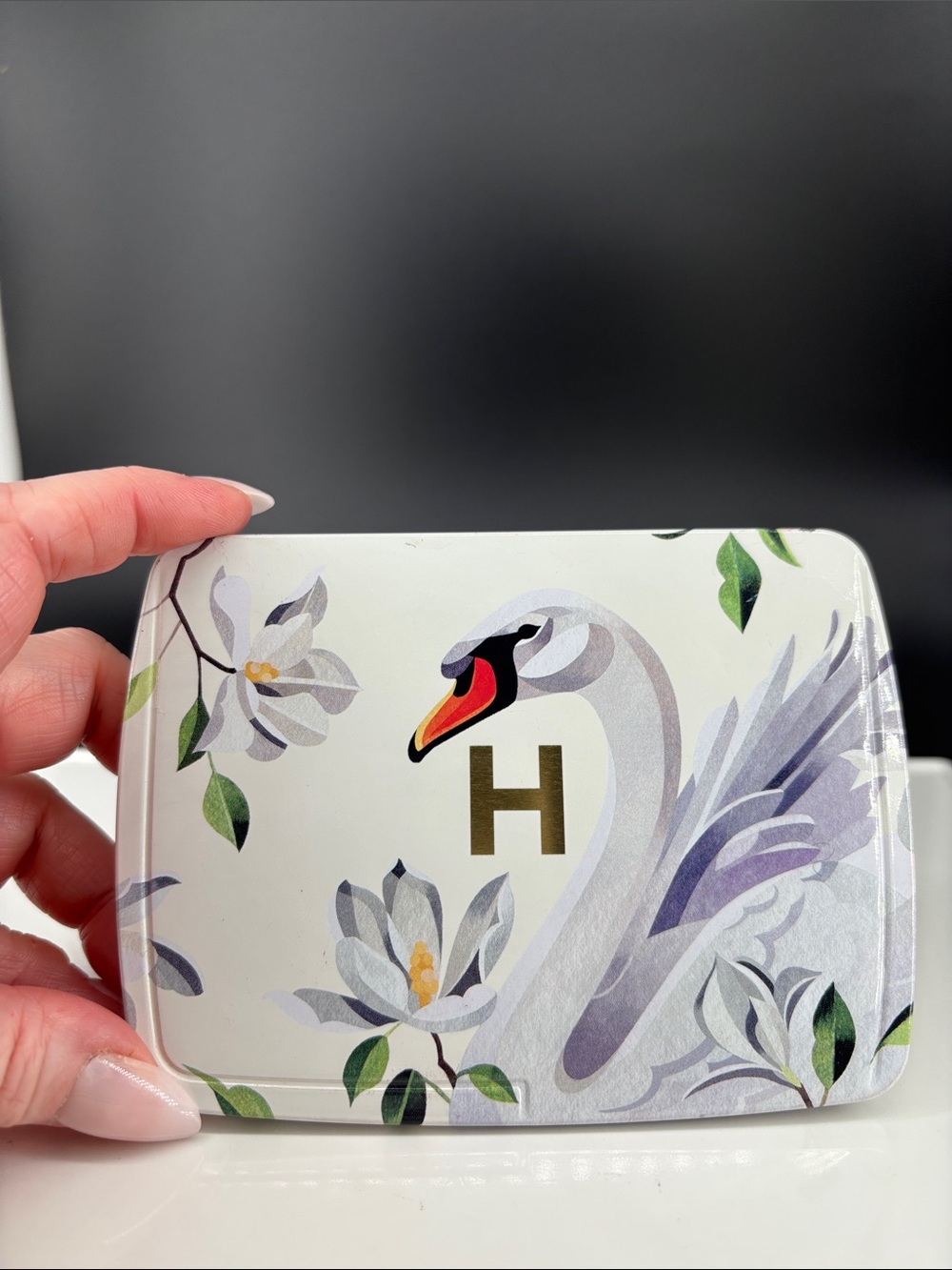Hourglass Ambient Lighting Edit Unlocked- Swan🦢